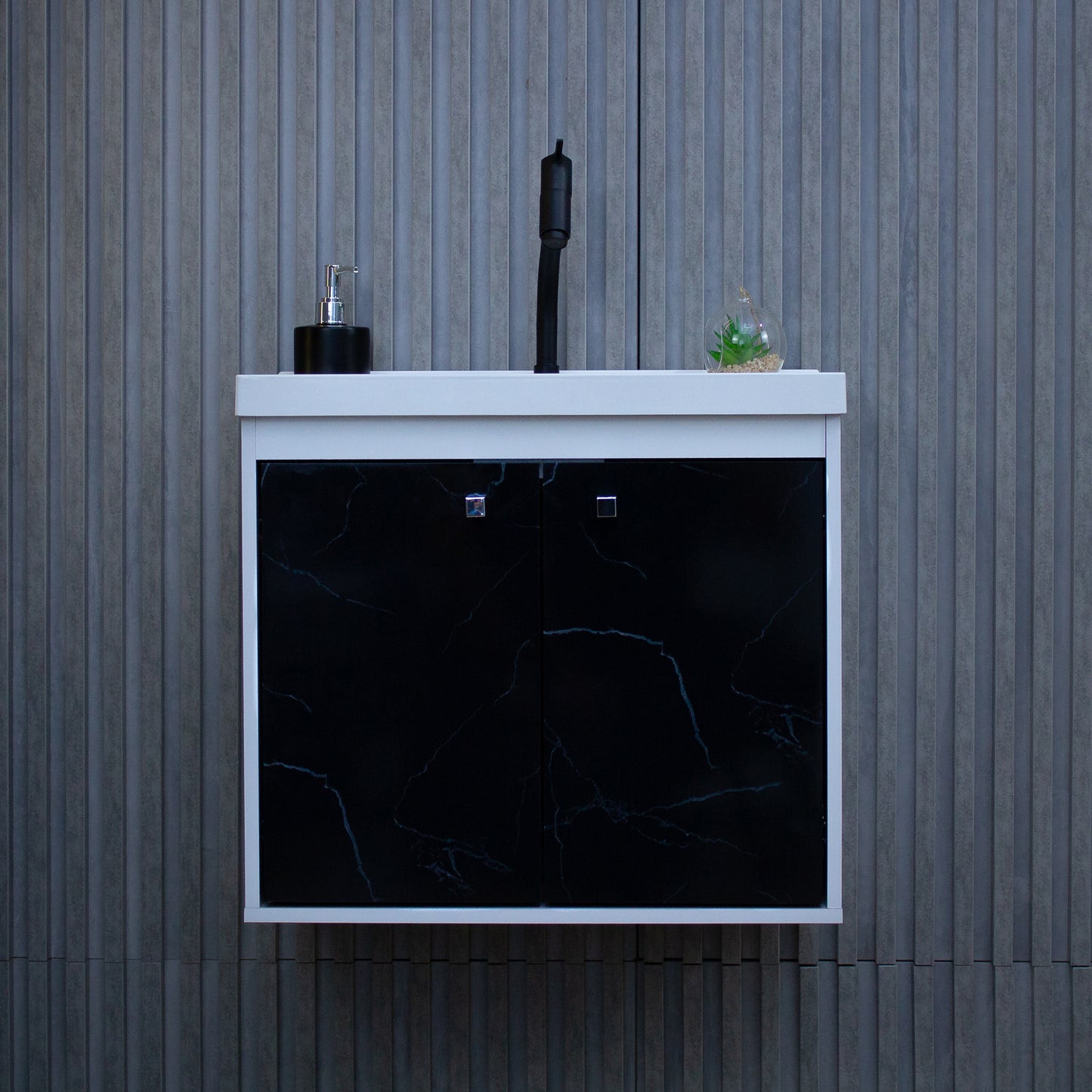 Kit Gabinete para Banheiro + Espelheira - Bergamo Preto